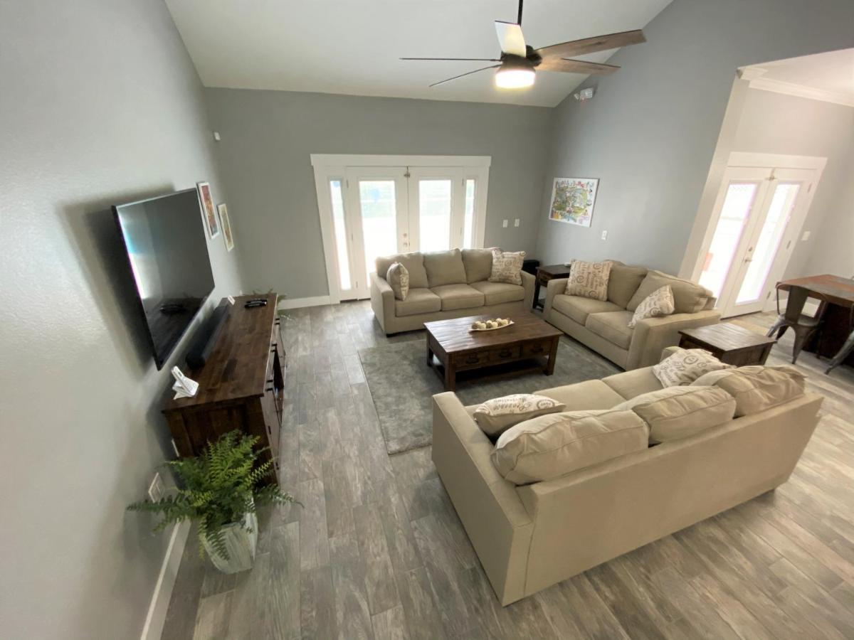 Mickeys Pearl - Phenomenal 7Br With 4 Master Suites Privacy Pool & Hot Tub Gas Bbq - 2 Miles To Disney Orlando Buitenkant foto