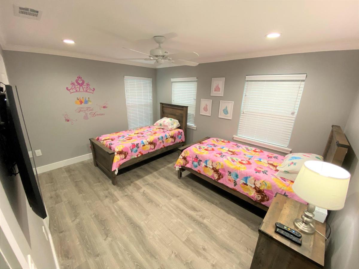 Mickeys Pearl - Phenomenal 7Br With 4 Master Suites Privacy Pool & Hot Tub Gas Bbq - 2 Miles To Disney Orlando Buitenkant foto