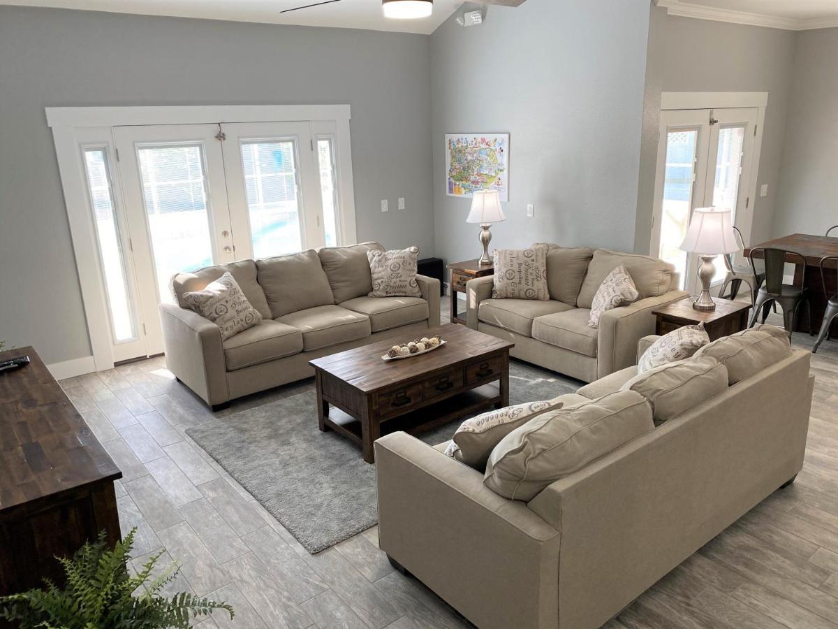Mickeys Pearl - Phenomenal 7Br With 4 Master Suites Privacy Pool & Hot Tub Gas Bbq - 2 Miles To Disney Orlando Buitenkant foto